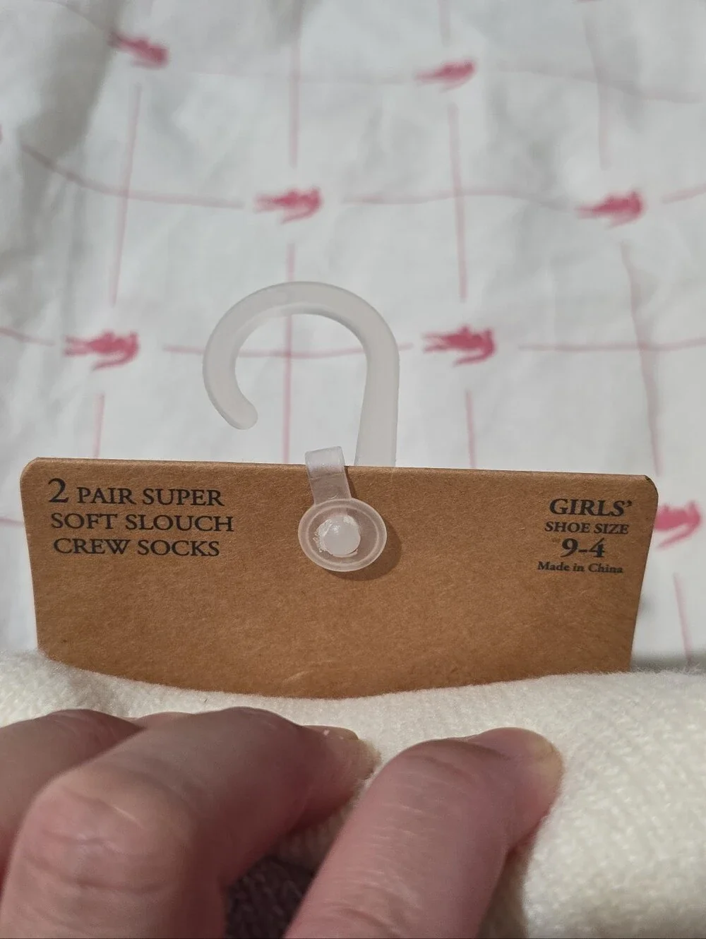 NWT Bearpaw 2 Pair Super Soft Slouch Crew Socks Girl's Shoe Size 9 - 4